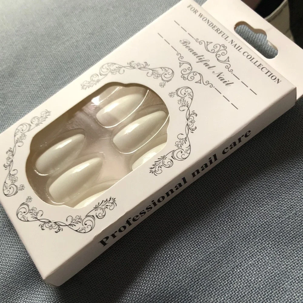 Beautiful Nail For wonderful nail collection - Picture 2 of 3